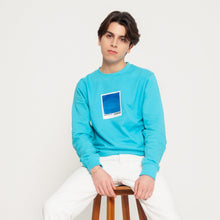 Carica l'immagine nel visualizzatore di Gallery, "Shades Of Sea" Crewneck